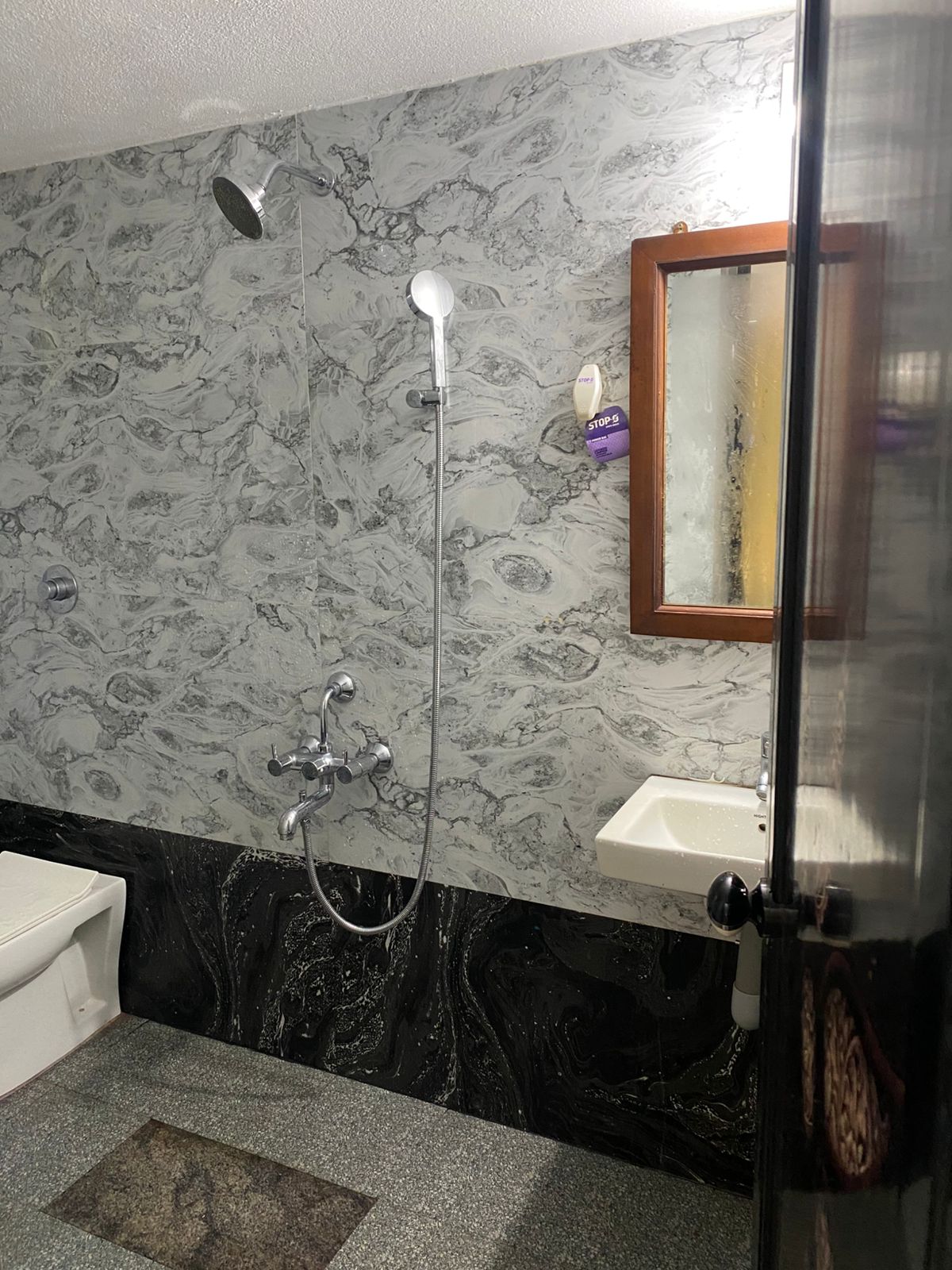 WhatsApp Image 2025-07-27 at 09.52.39 (1)