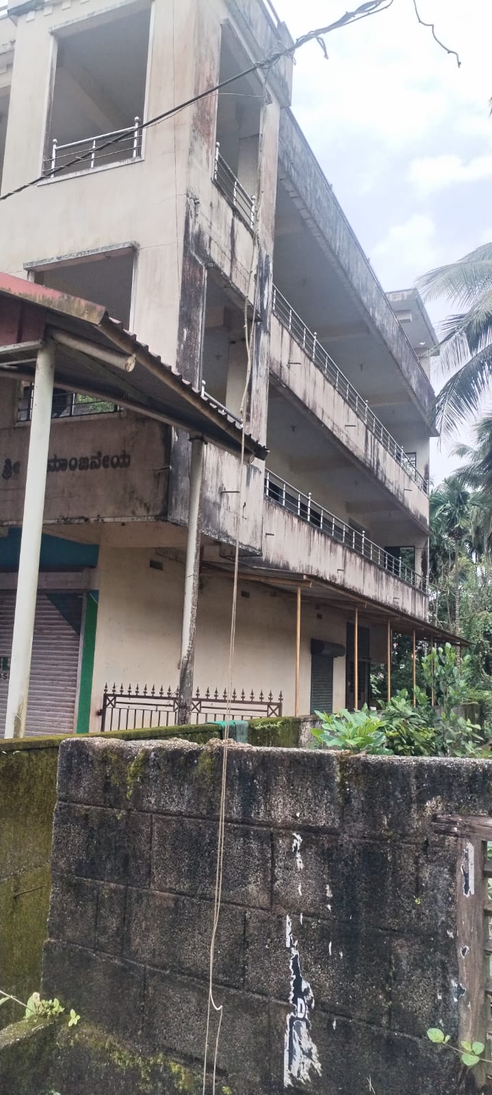 WhatsApp Image 2025-08-13 at 13.29.04 (2)